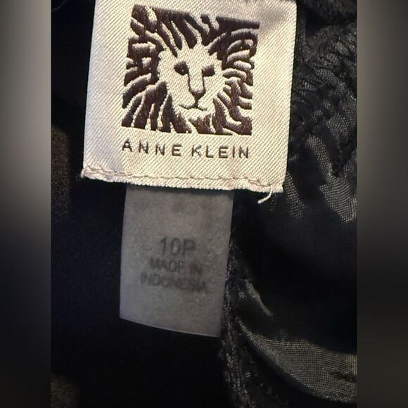 Anne Klein Bootleg Dress Pants Women's Size 10P Black NWT - Picture 7 of 11